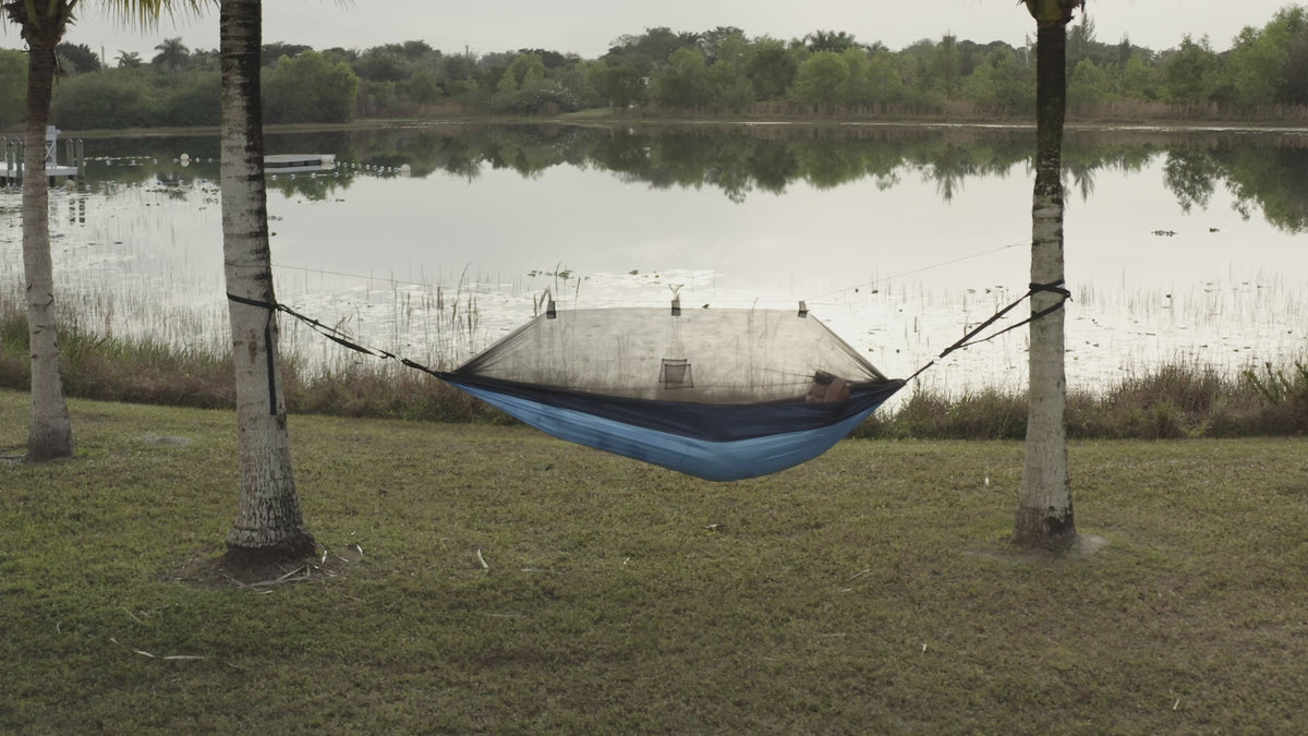 Features for the BH-406XL-N Bliss Hammocks 54-inch Wide Hammock in a Bag with mosquito net and tree straps.