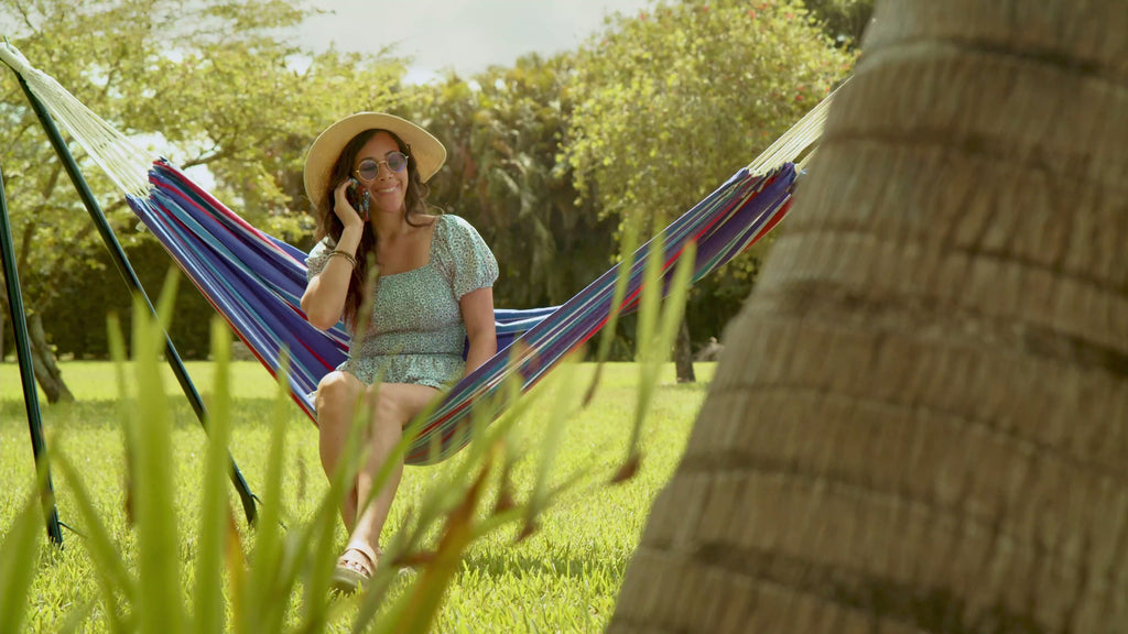 Features of the BH-400 Bliss Hammocks 40-inch wide Hammock in a Bag.