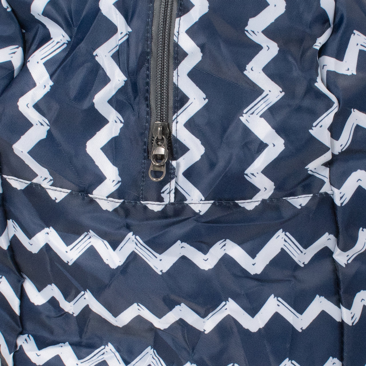 Close-up of pattern and zipper for the TrailGear 30 Liter Duffel Bag.